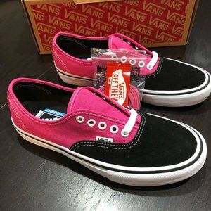 Vans Authentic Pro black/magenta
